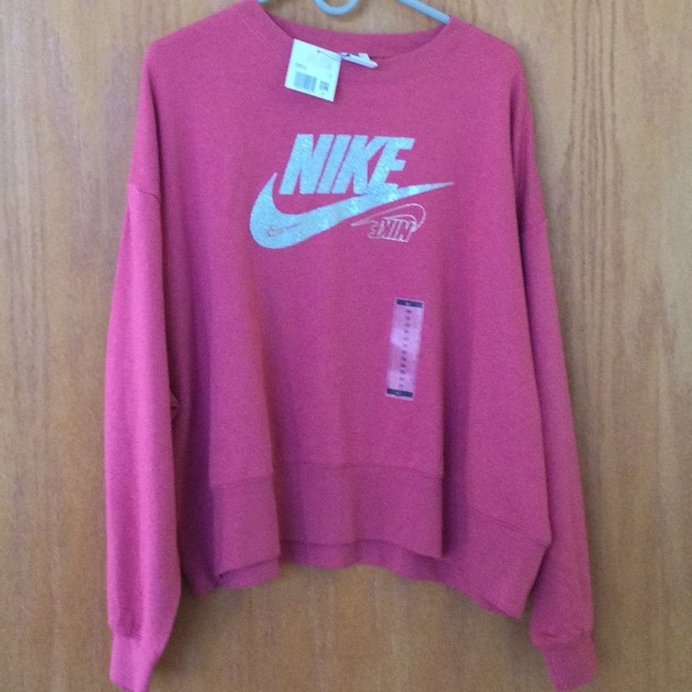 New Nike salmon colored Sweatshirt